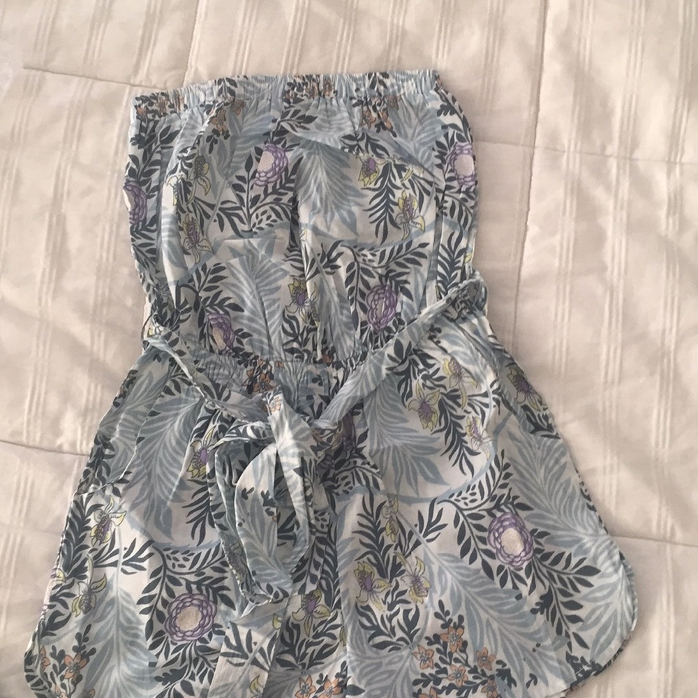 BRAND NEW**Plum Pretty Sugar Romper ll Strapless - Picture 4 of 6